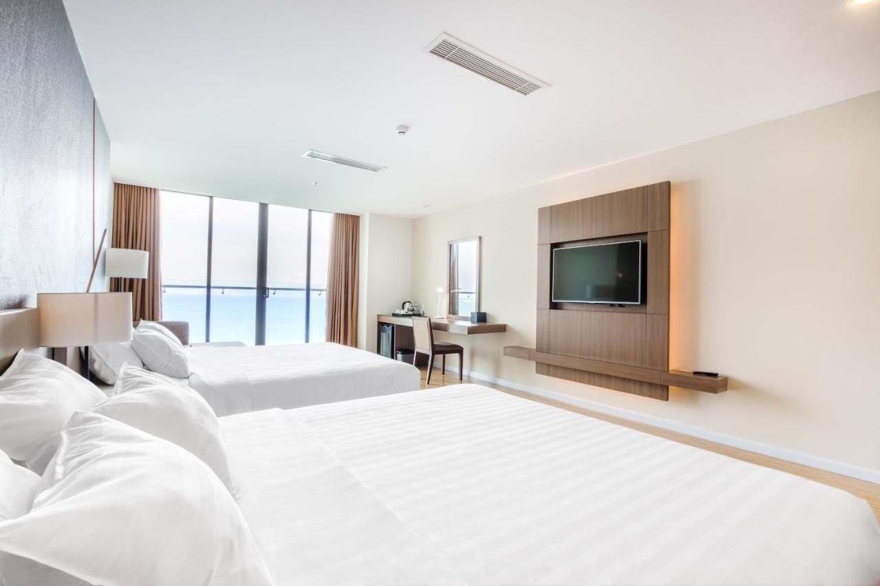 คิง ทาวน์ แกรนด์ โฮเต็ล แอนด์ เวดดิ้ง เซ็นเตอร์ Hotel ญาจาง ภายนอก รูปภาพ
