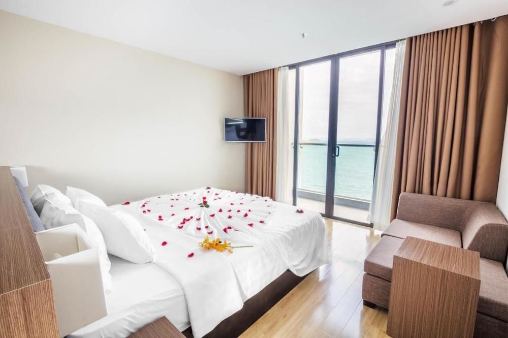 คิง ทาวน์ แกรนด์ โฮเต็ล แอนด์ เวดดิ้ง เซ็นเตอร์ Hotel ญาจาง ภายนอก รูปภาพ
