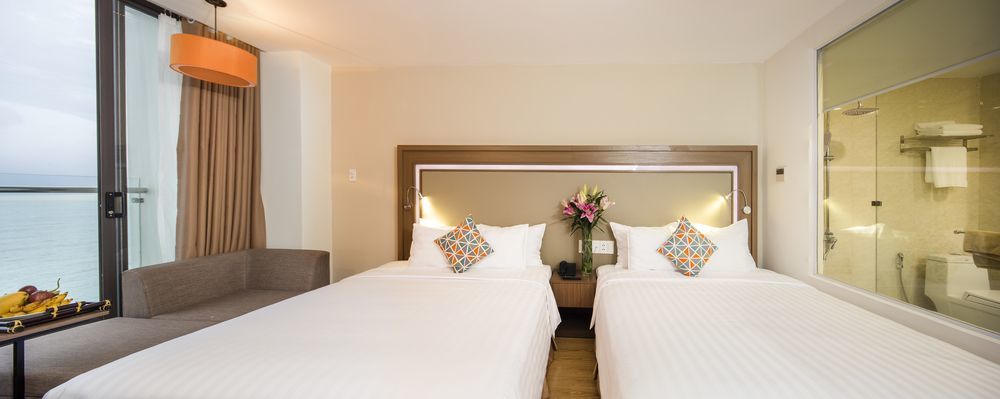 คิง ทาวน์ แกรนด์ โฮเต็ล แอนด์ เวดดิ้ง เซ็นเตอร์ Hotel ญาจาง ภายนอก รูปภาพ