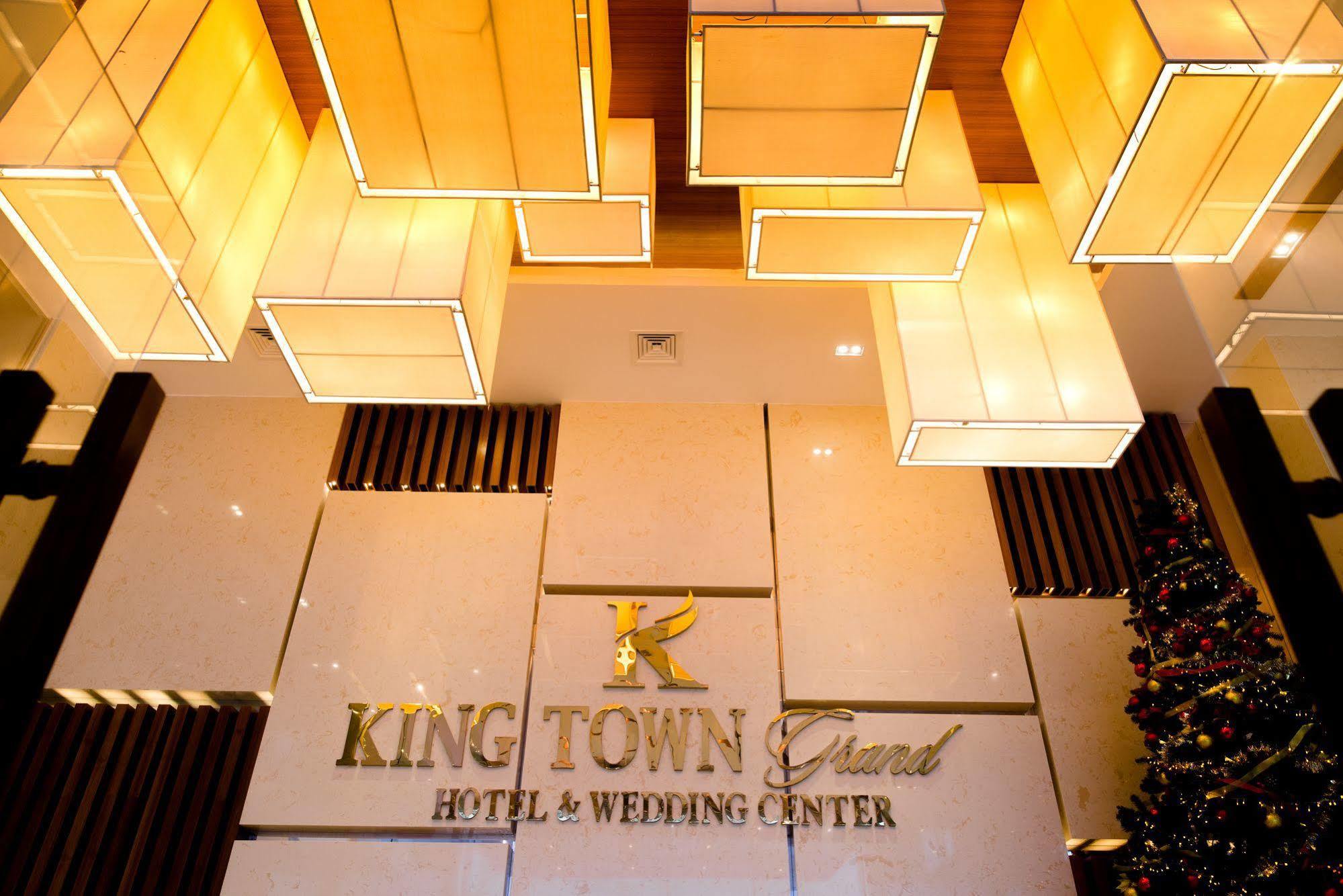 คิง ทาวน์ แกรนด์ โฮเต็ล แอนด์ เวดดิ้ง เซ็นเตอร์ Hotel ญาจาง ภายนอก รูปภาพ