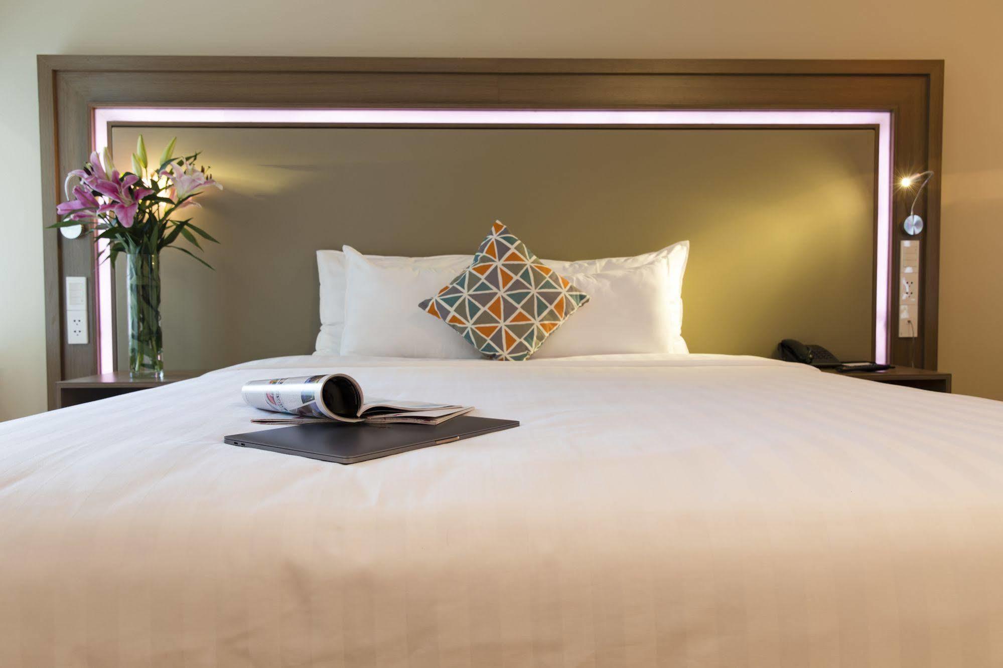 คิง ทาวน์ แกรนด์ โฮเต็ล แอนด์ เวดดิ้ง เซ็นเตอร์ Hotel ญาจาง ภายนอก รูปภาพ