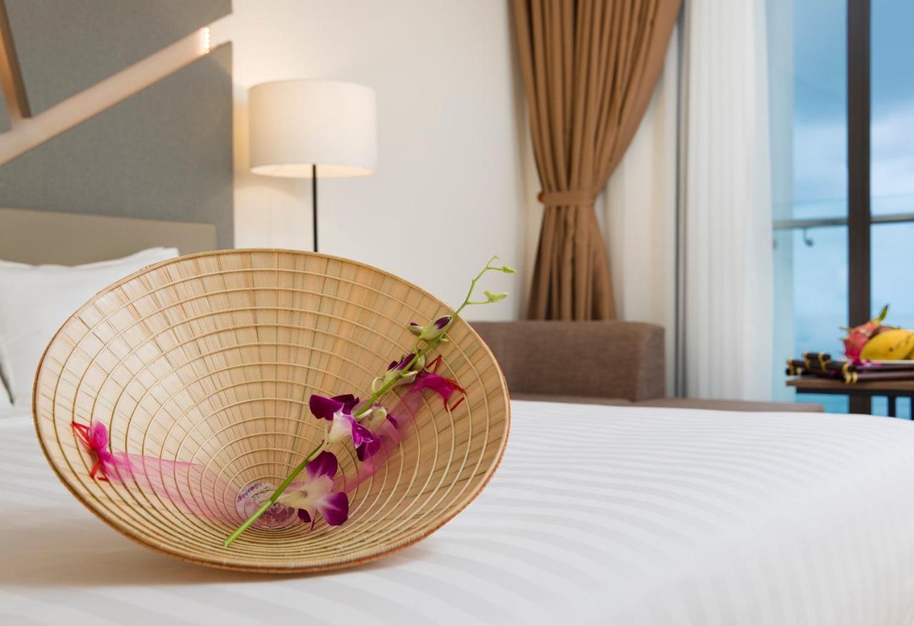 คิง ทาวน์ แกรนด์ โฮเต็ล แอนด์ เวดดิ้ง เซ็นเตอร์ Hotel ญาจาง ภายนอก รูปภาพ